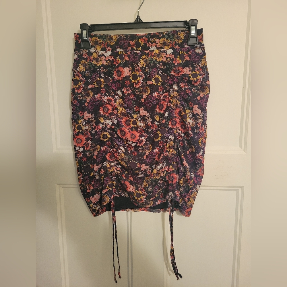 Summer Floral Pencil Skirt